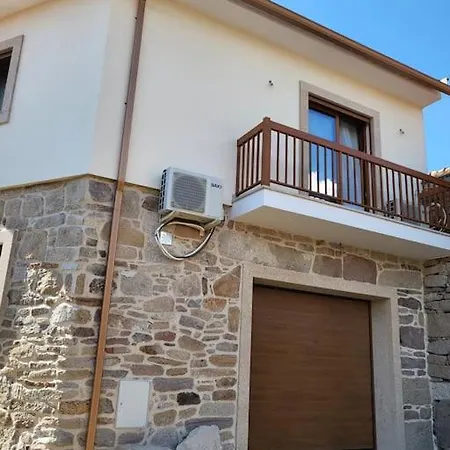 Holiday home Maison Fernandes